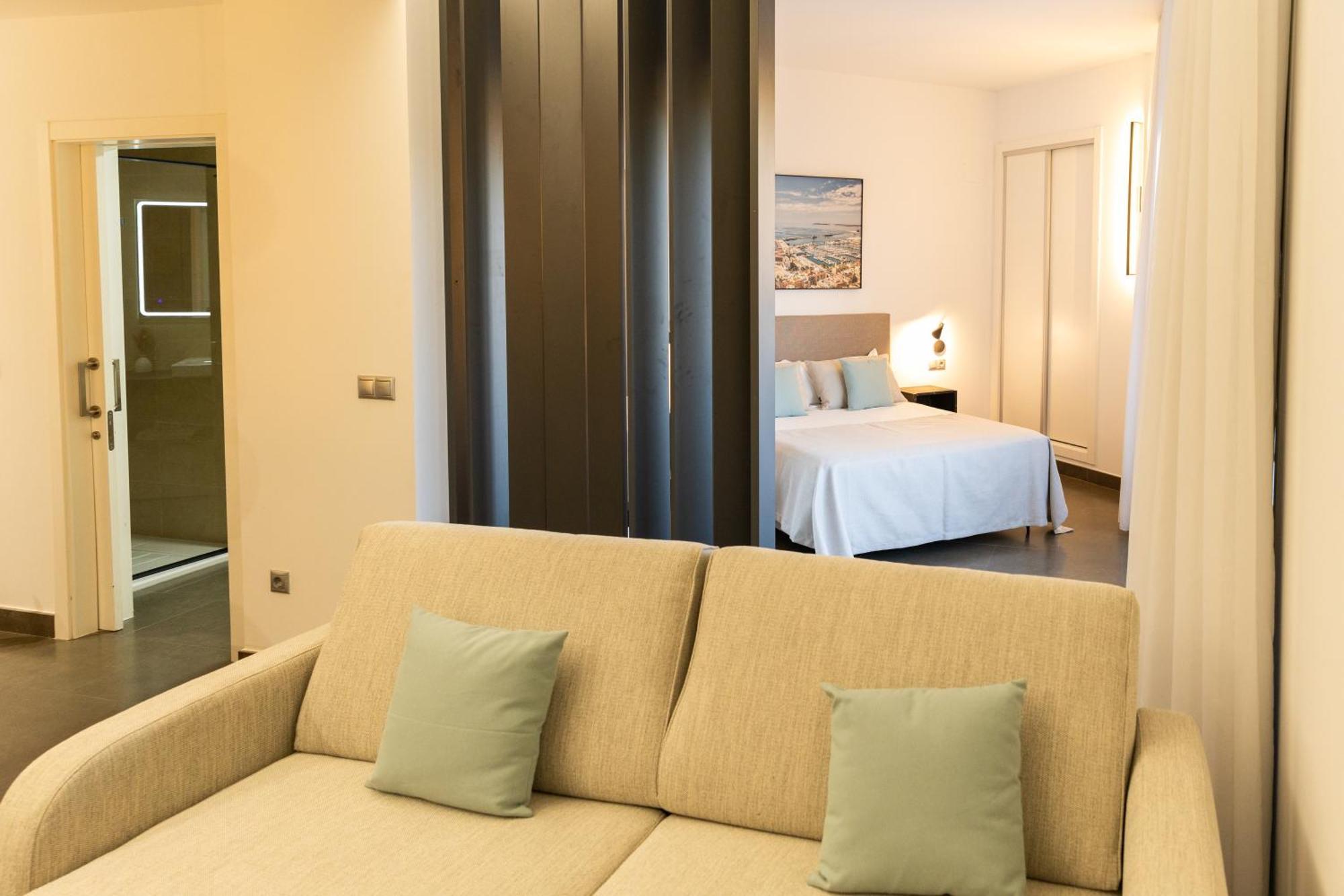 Guillman Suites Alicante Buitenkant foto