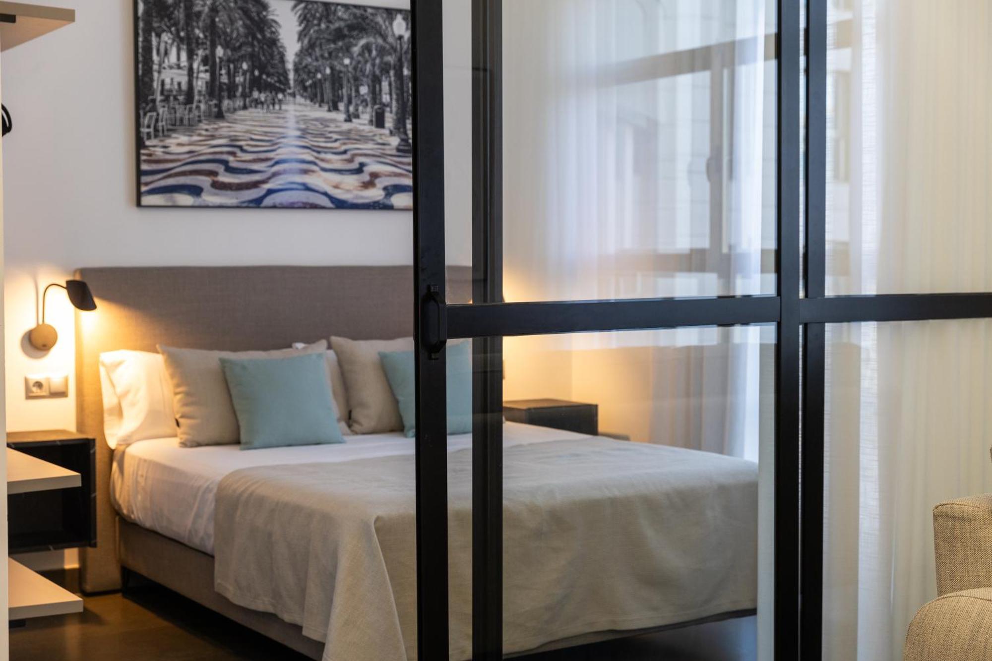 Guillman Suites Alicante Buitenkant foto