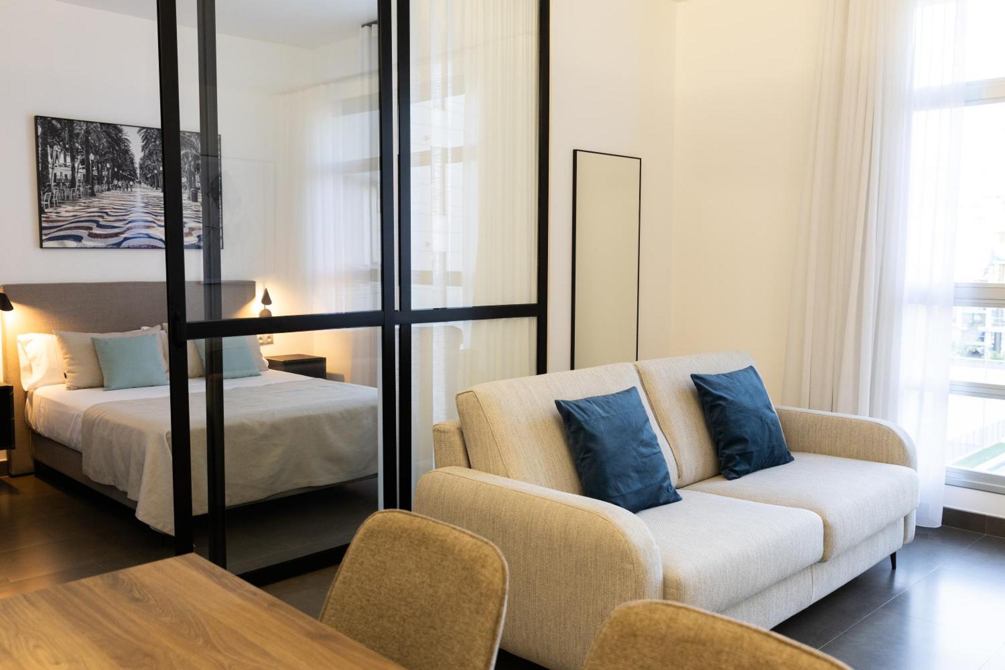 Guillman Suites Alicante Buitenkant foto